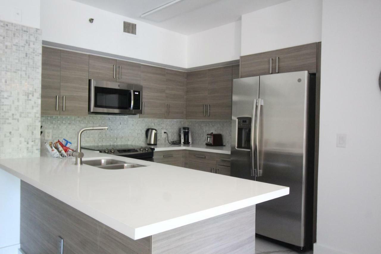 Yacht Club At Aventura 2 Bed 2 Bath Luxurius Cozy Brand New Apartment Ngoại thất bức ảnh