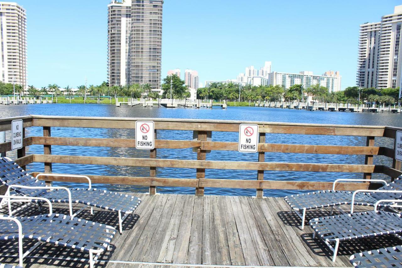 Yacht Club At Aventura 2 Bed 2 Bath Luxurius Cozy Brand New Apartment Ngoại thất bức ảnh