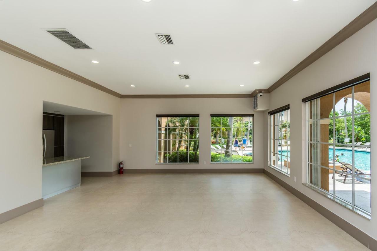 Yacht Club At Aventura 2 Bed 2 Bath Luxurius Cozy Brand New Apartment Ngoại thất bức ảnh